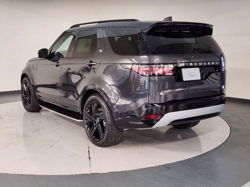 New 2026 Land Rover Discovery Limited Edition image 6