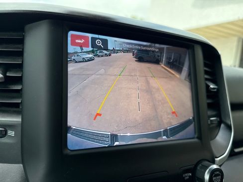 Used 2022 RAM 1500 Big Horn AWD/4WD image 20