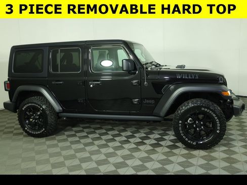 Used 2021 Jeep Wrangler Unlimited Sport image 10