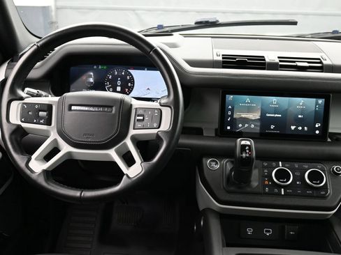 Used 2020 Land Rover Defender 110 HSE image 11