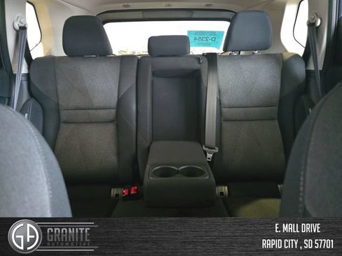 Used 2026 Nissan Rogue SV AWD/4WD image 36