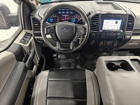 Used 2019 Ford F150 XL w/ Equipment Group 101A Mid AWD/4WD image 4