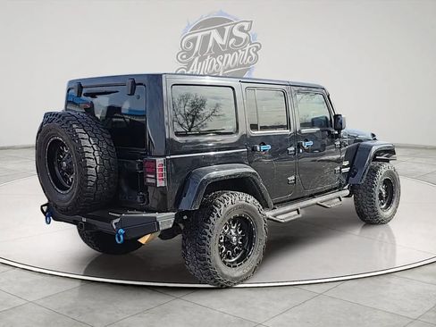 Used 2013 Jeep Wrangler Unlimited Sahara w/ Connectivity Group image 3