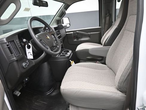 New 2026 Chevrolet Express 2500 w/ Driver Convenience Package image 12