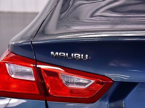 Used 2024 Chevrolet Malibu LT image 10