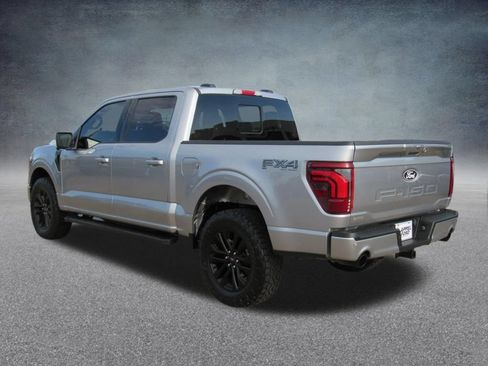 Used 2025 Ford F150 Lariat w/ Equipment Group 501A Mid AWD/4WD image 5