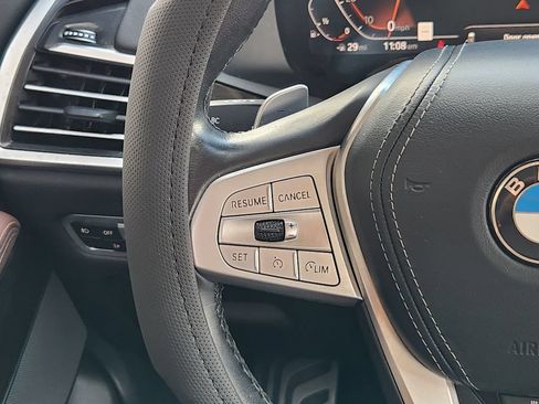 Used 2019 BMW X7 xDrive40i w/ Premium Package AWD/4WD image 30