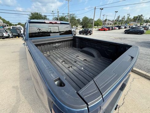 Used 2025 Chevrolet Silverado 2500 High Country w/ High Country Premium Package AWD/4WD image 8