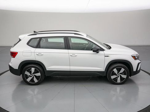 Used 2024 Volkswagen Taos S AWD/4WD image 3
