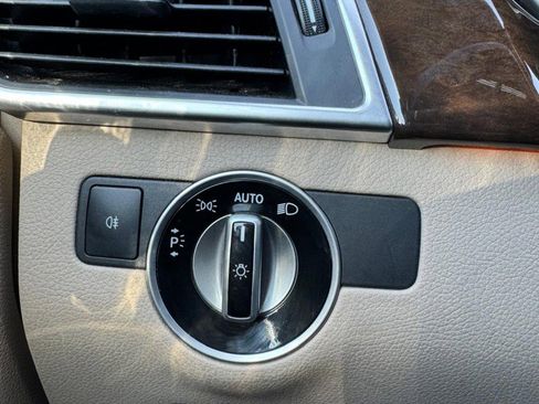 Used 2016 Mercedes-Benz GL 450 4MATIC w/ Premium I Package image 14