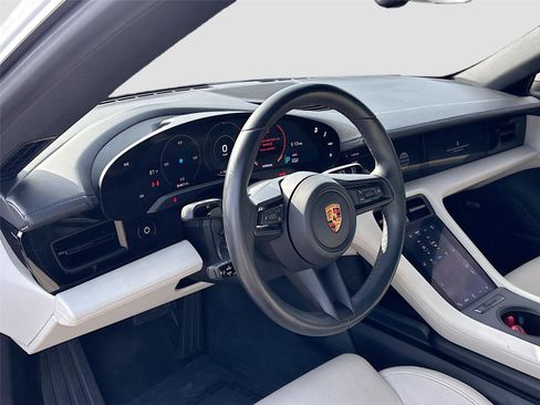 Used 2020 Porsche Taycan 4S AWD/4WD image 9