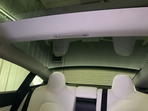 Used 2021 Tesla Model 3 Standard Range Plus image 33