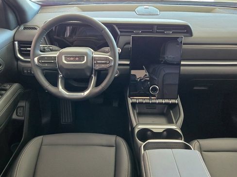 New 2027 GMC Terrain Elevation w/ Elevation Premium Package AWD/4WD image 3