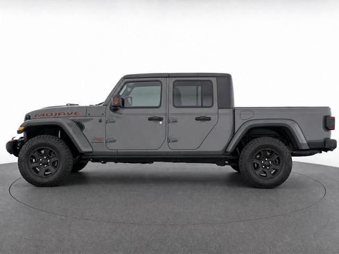 Used 2020 Jeep Gladiator Mojave AWD/4WD image 3