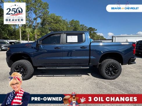 Used 2021 Chevrolet Silverado 1500 LT Trail Boss w/ Convenience Package II AWD/4WD image 4