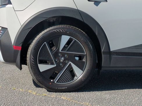 New 2026 Hyundai Ioniq 5 SE RWD image 7