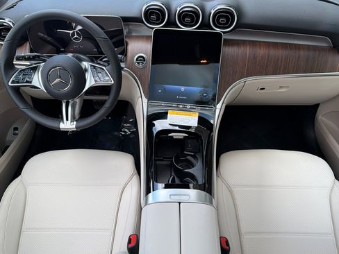 New 2027 Mercedes-Benz GLC 300 image 12