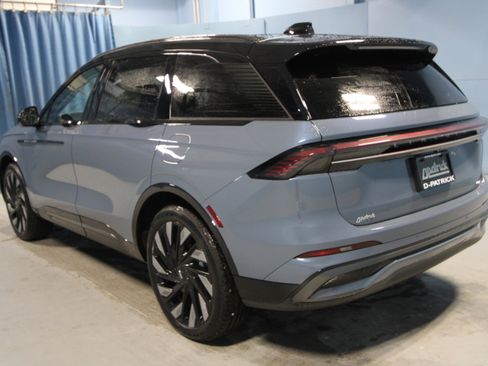 New 2026 Lincoln Nautilus Reserve w/ Jet Appearance Package image 36