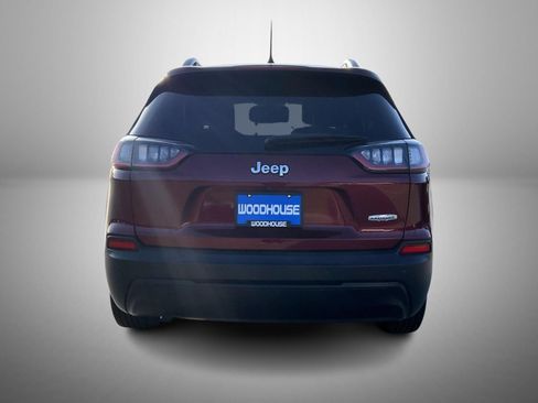 Used 2019 Jeep Cherokee Latitude Plus w/ Comfort/Convenience Group FWD image 6