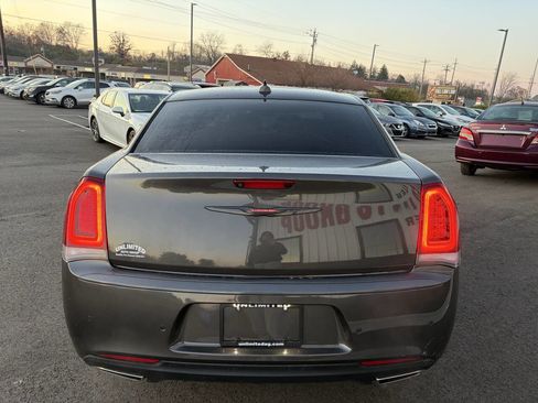 Used 2021 Chrysler 300 S image 8