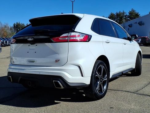 Used 2020 Ford Edge ST w/ Cold Weather Package image 4