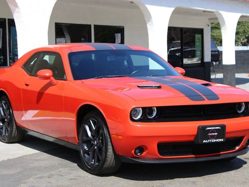 Used 2022 Dodge Challenger SXT w/ Blacktop Package image 3