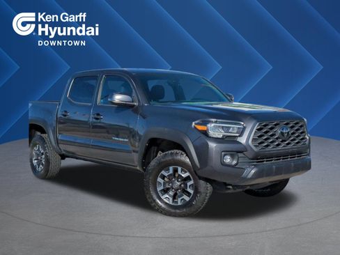 Used 2023 Toyota Tacoma TRD Off-Road image 1