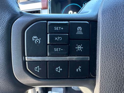 Used 2021 Ford F150 Lariat w/ Equipment Group 502A High image 18