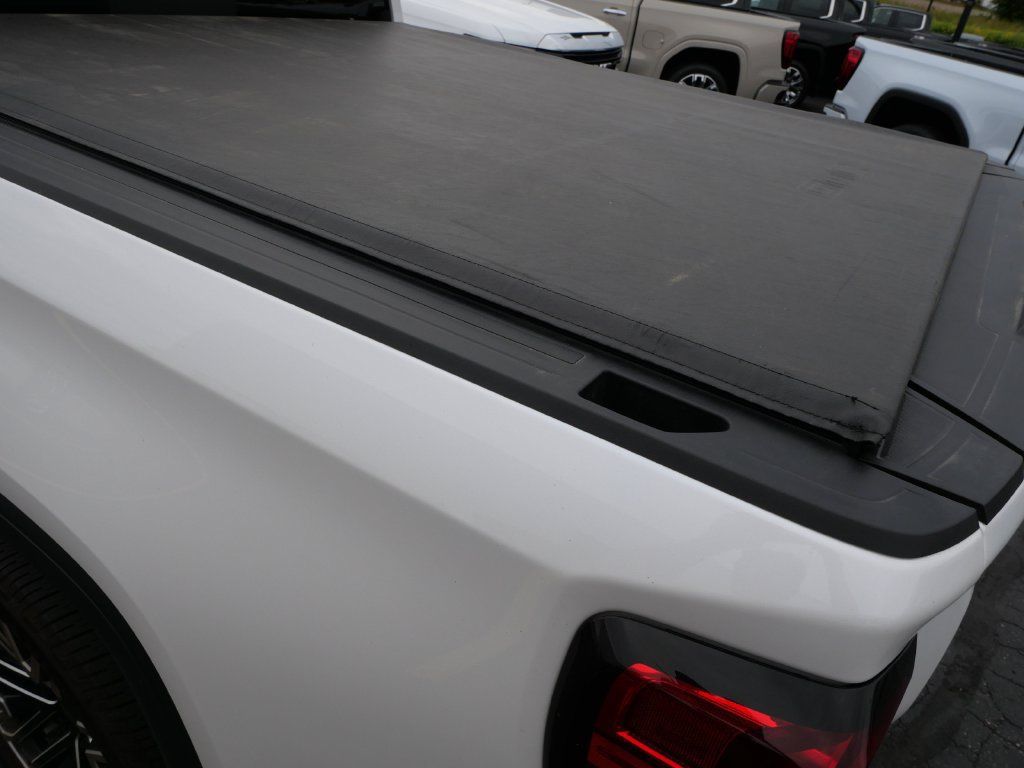 Used 2023 GMC Sierra 1500 Denali AWD/4WD image 10