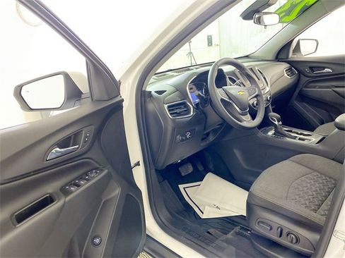 Used 2023 Chevrolet Equinox LT image 27