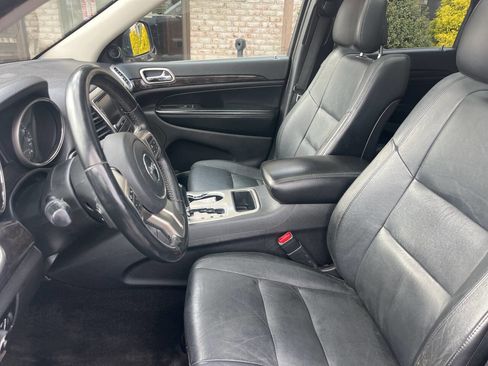 Used 2012 Jeep Grand Cherokee Laredo image 14