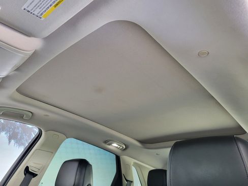 Used 2018 Cadillac XT5 Luxury w/ Driver Awareness Package image 11