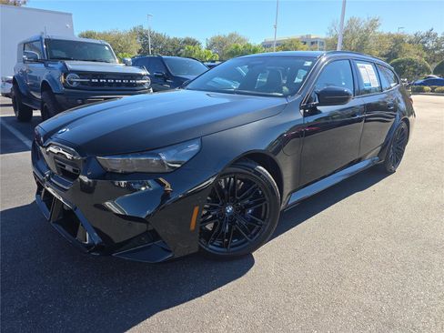 Used 2026 BMW M5 Touring image 27
