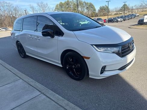 Used 2023 Honda Odyssey Sport image 6