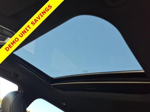 New 2025 Jeep Grand Cherokee Altitude image 16