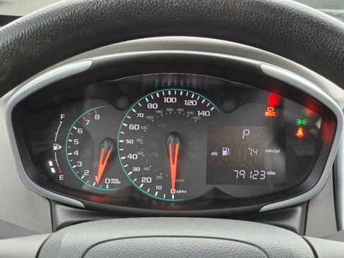 Used 2017 Chevrolet Sonic LS image 25