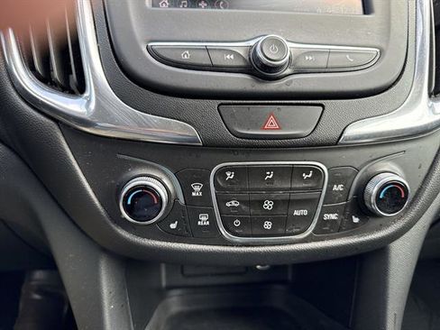 Used 2020 Chevrolet Equinox LT w/ Driver Convenience Package FWD image 44