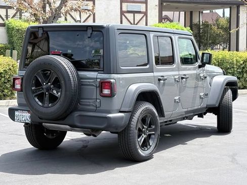 Used 2023 Jeep Wrangler Unlimited Sport AWD/4WD image 5