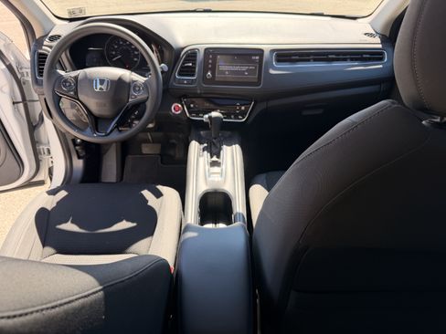 Certified 2022 Honda HR-V EX image 14