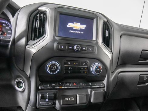 Used 2023 Chevrolet Silverado 1500 Custom Trail Boss AWD/4WD image 22