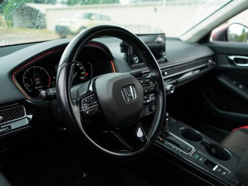 Used 2022 Honda Civic EX image 6