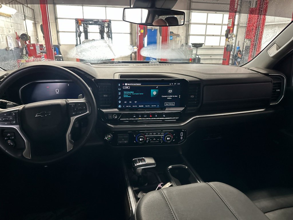 Used 2026 Chevrolet Silverado 1500 RST AWD/4WD image 5