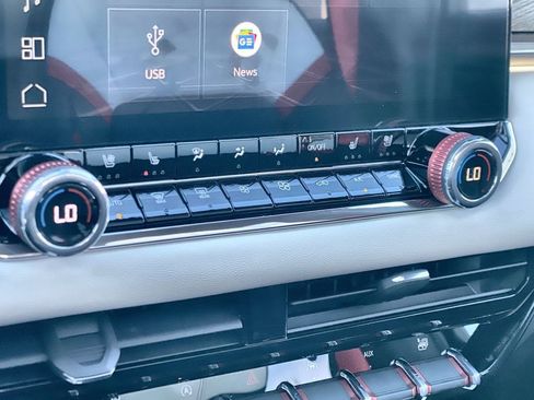 New 2026 GMC Canyon AT4X AWD/4WD image 24