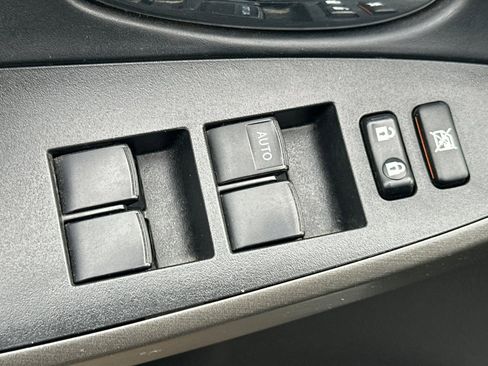 Used 2011 Toyota RAV4 Sport image 12