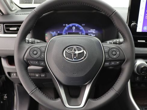 Used 2024 Toyota RAV4 Limited image 18