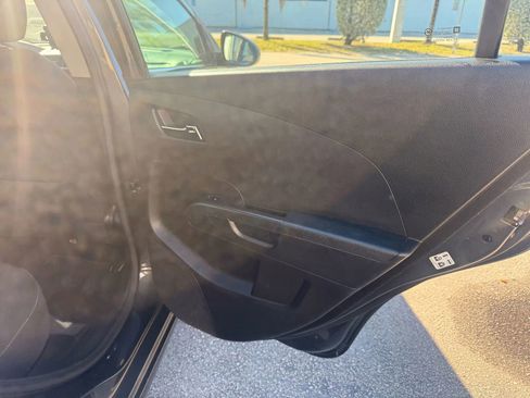 Used 2017 Chevrolet Sonic LT image 15