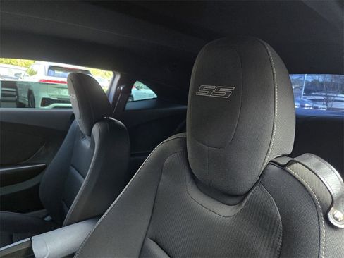 Used 2014 Chevrolet Camaro SS w/ RS Package image 16