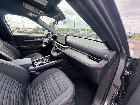 New 2026 Ford Explorer ST-Line w/ ST-Line Street Pack AWD/4WD image 19