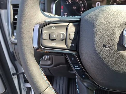 New 2026 RAM 1500 Laramie AWD/4WD image 19