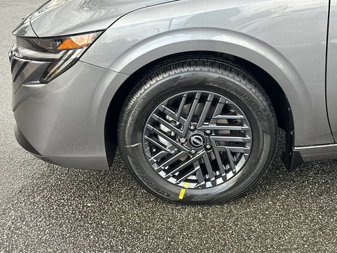New 2026 Nissan Sentra SV w/ SV Convenience Package FWD image 11